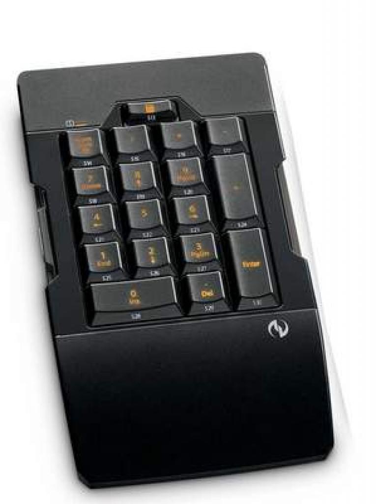 [20/08/2008] Microsoft Sidewinder X6 Keyboard: Der Nummernblock ist modular und lässt sich links und rechts an der Tastatur befestigen.