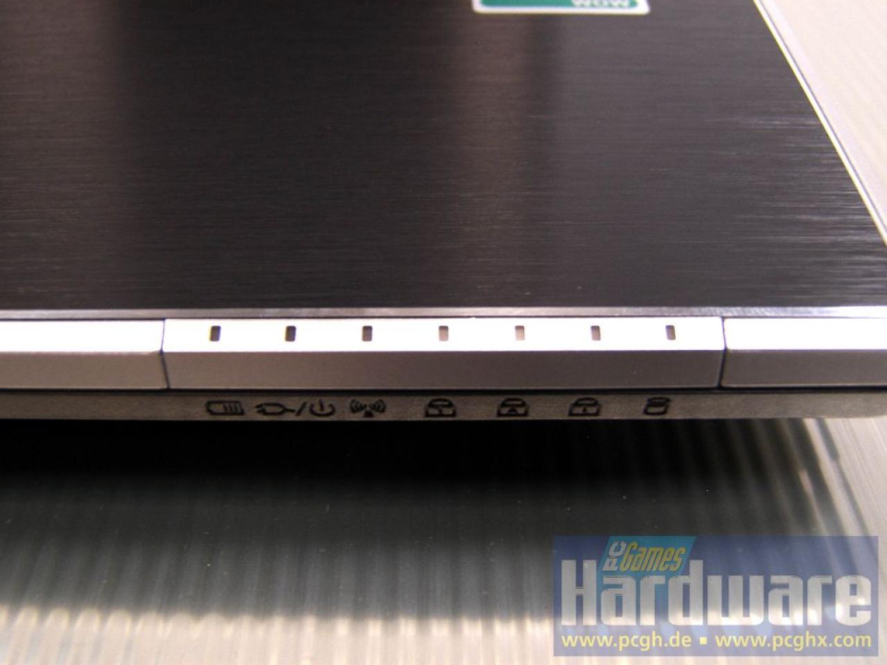 [18/08/2008] Das Cyber-System SX15 mit Intel Core 2 Duo T9600 und Geforce 9800M GT. (Bild: PCGH)