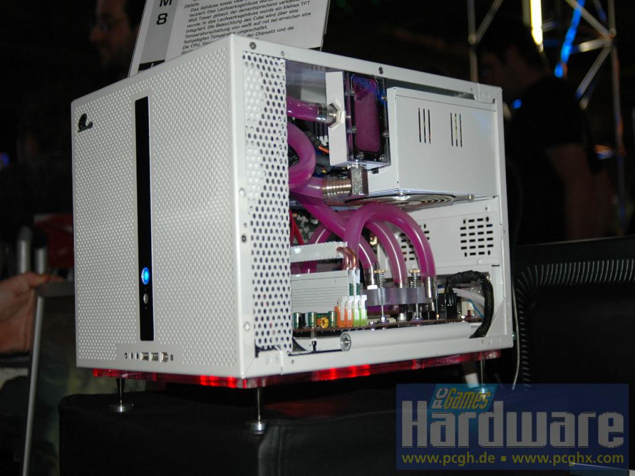 [25/08/2008] Rang zwei der Casemods: Oliver Peiers White de luxe. (Bild: PCGH)