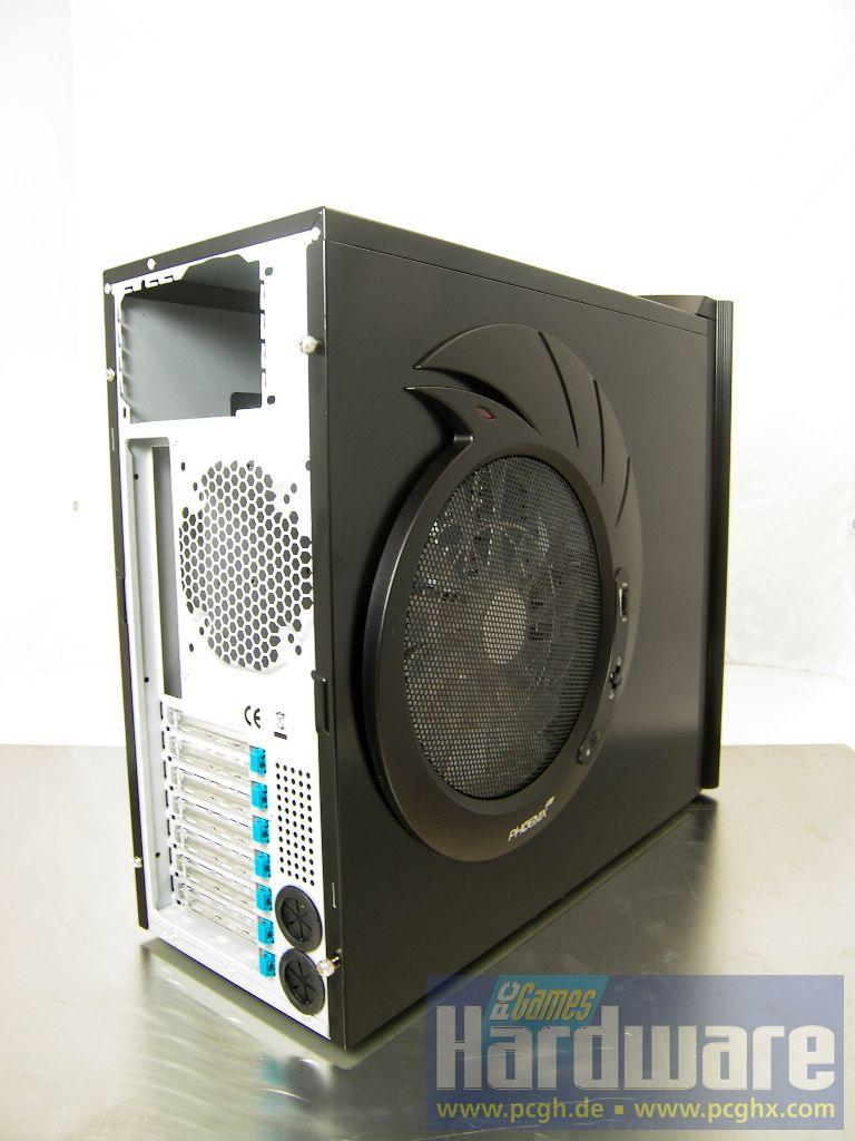 [05/08/2008] Die Rückansicht des Enermax Phoenix Neo. (Bild. PCGH)