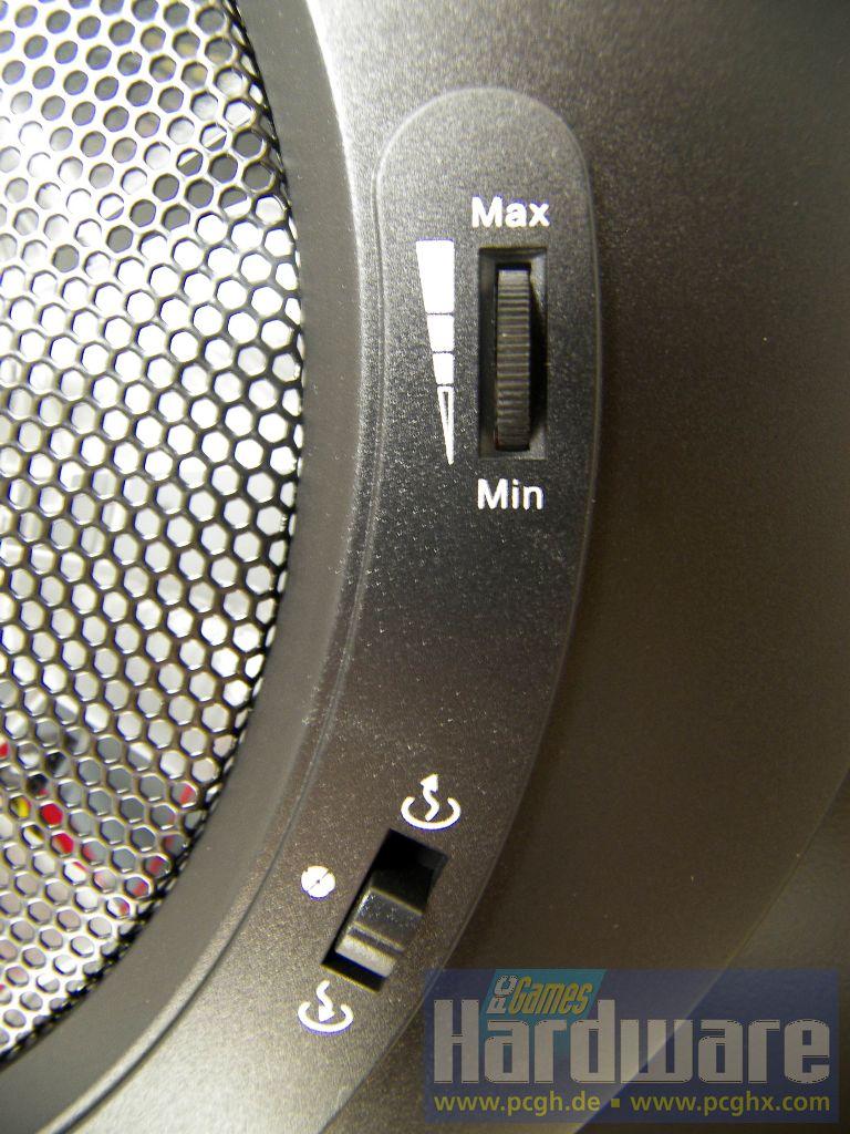[05/08/2008] Der 250-Millimeter-Lüfter lässt sich regeln, abschalten und umkehren. (Bild. PCGH)