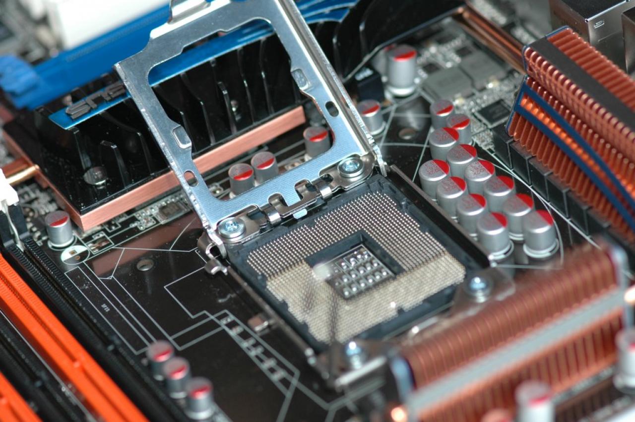 [19/08/2008] Asus P6T Deluxe (Bild: PCGH)