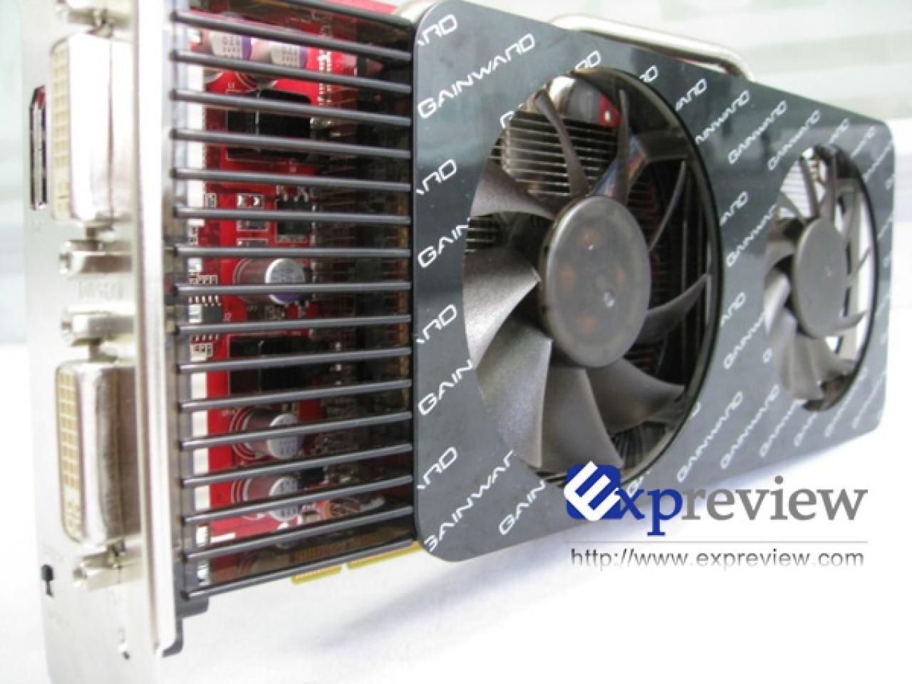 [19/08/2008] Die Gainward Radeon HD 4870 mit eigenständigem Platinendesign. (Bild: expreview)