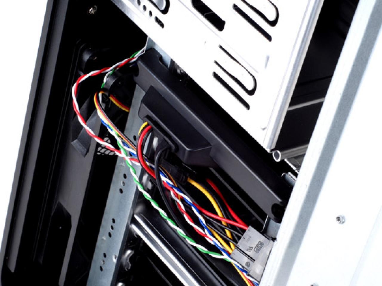 [07/09/2008] Silverstone Fortress (Bild: Tomshardware.com) 