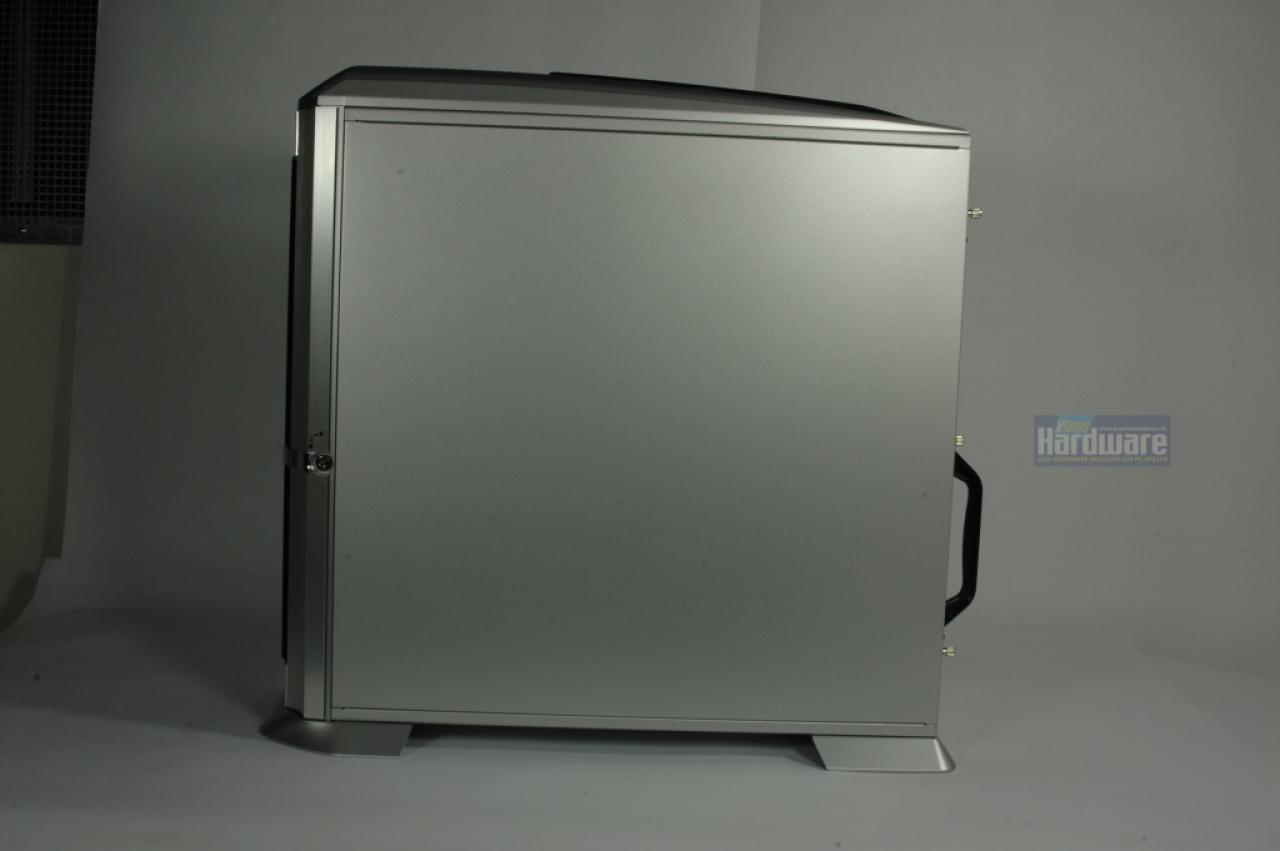 [24/09/2008] Compucase 98R9 Super Tower