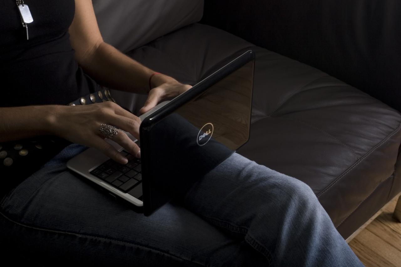 [04/09/2008] Netbook Inspiron Mini 9: Das Mini-Notebook von Dell (Bild: Dell)