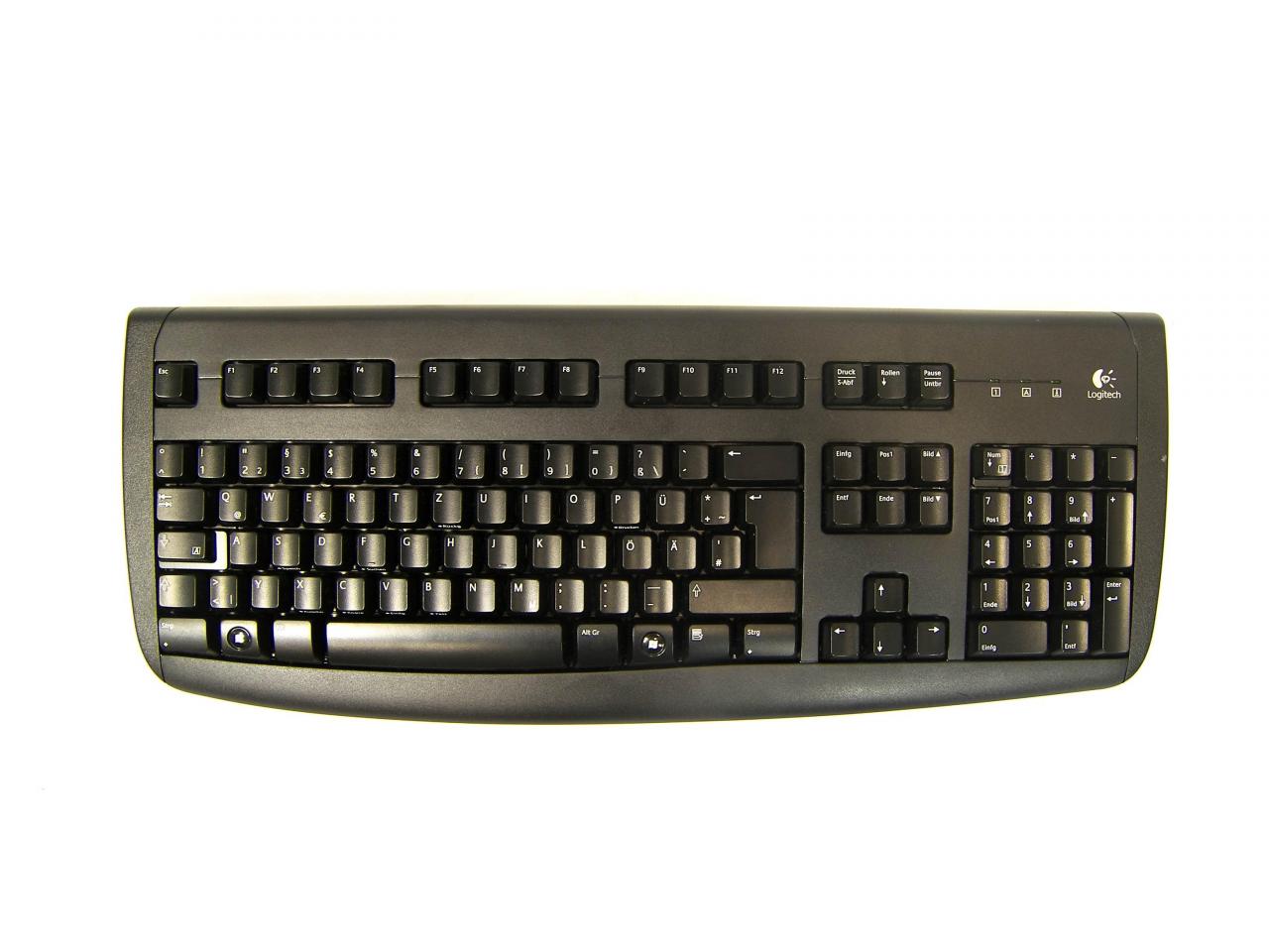 [01/09/2008] Logitech Deluxe 250