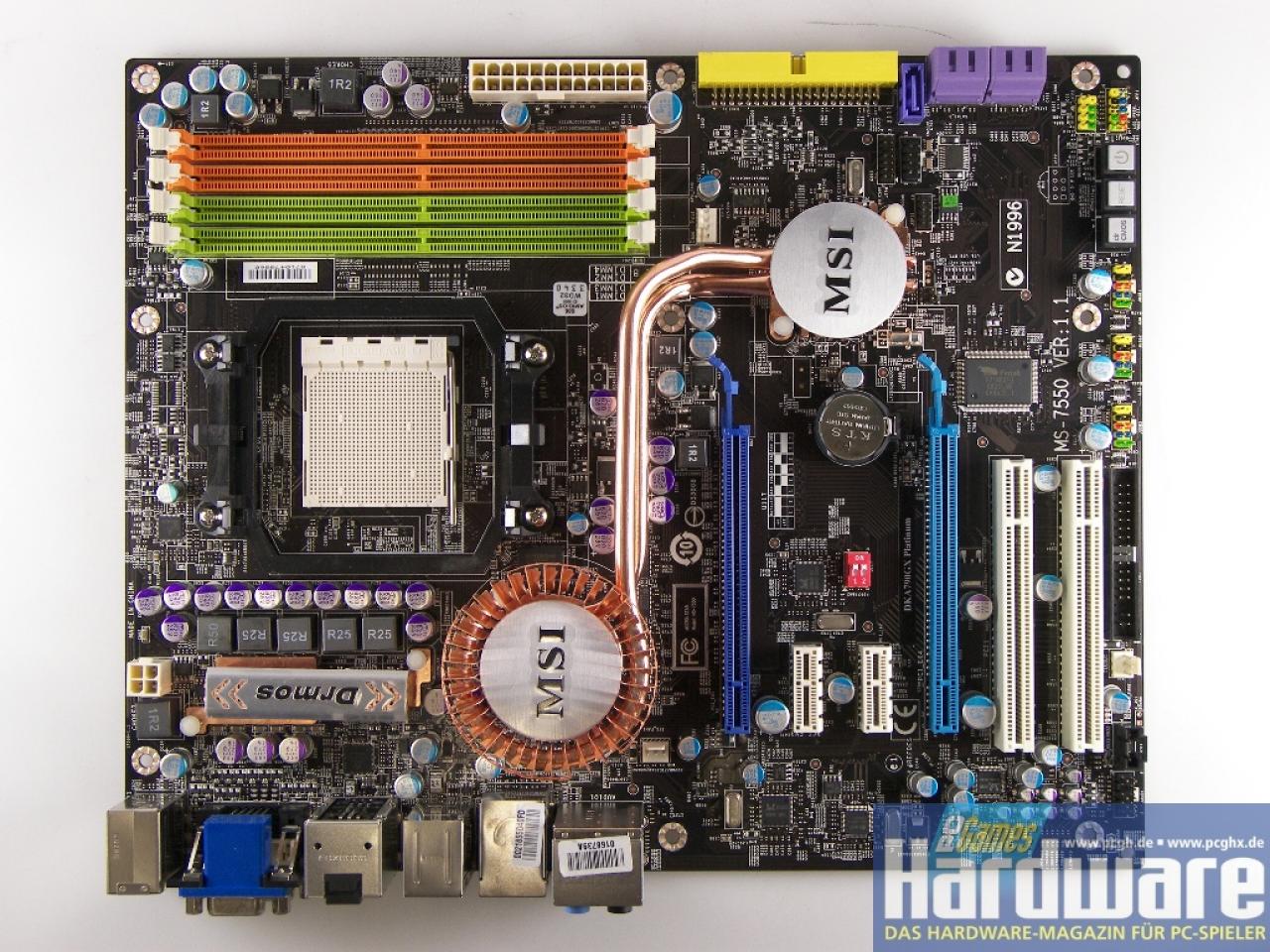 [01/09/2008] MSI DKA790GX Platinum: 790GX-Platine mit aufwendiger Kühlung, Onboard-Grafik und gutem OC-BIOS. (Bild: PCGH)
