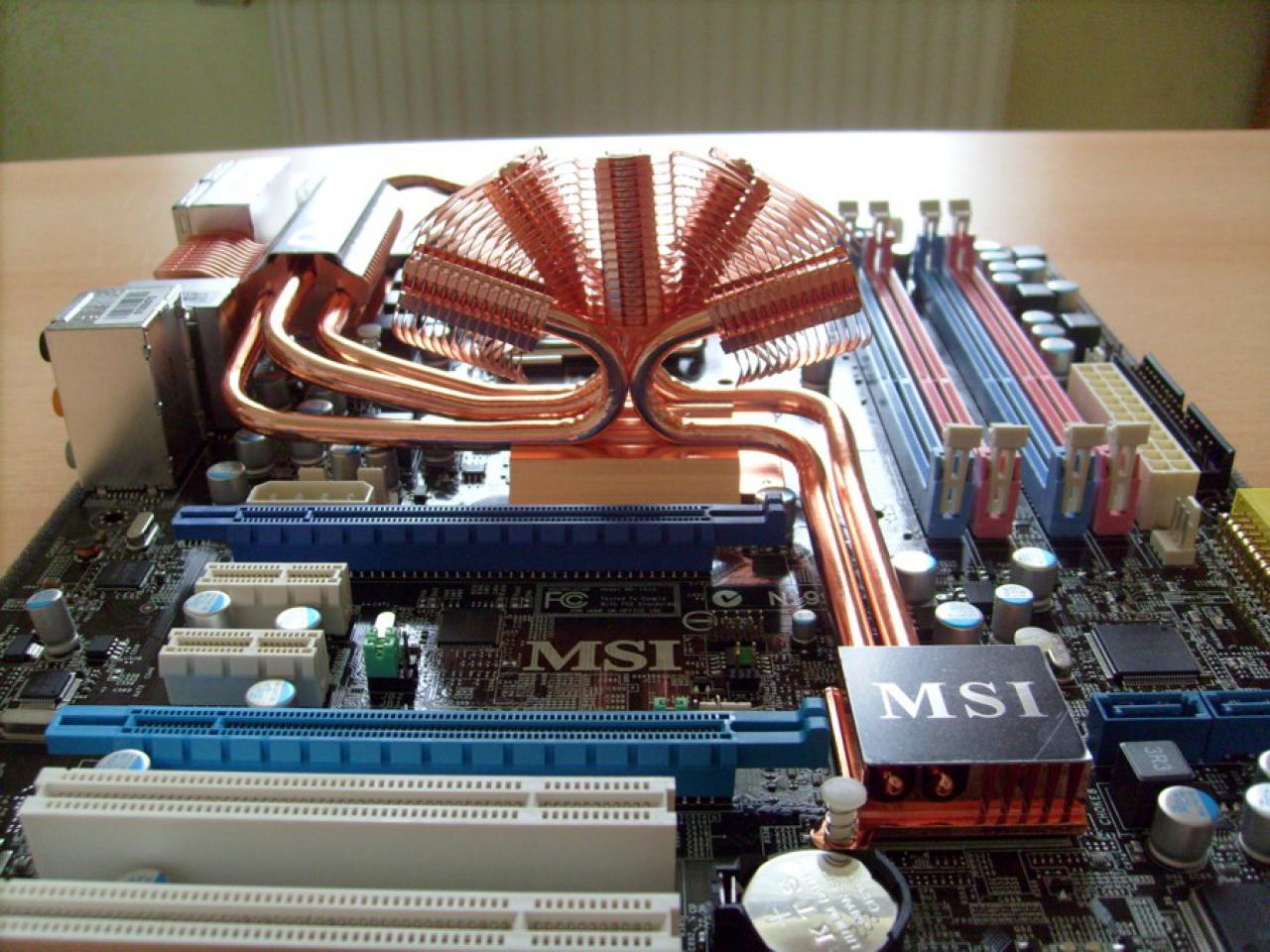 [07/09/2008] Mainboards - Out-of-the-Box