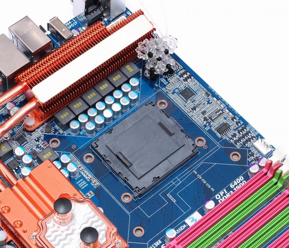 [04/09/2008] Gigabyte X58-Board