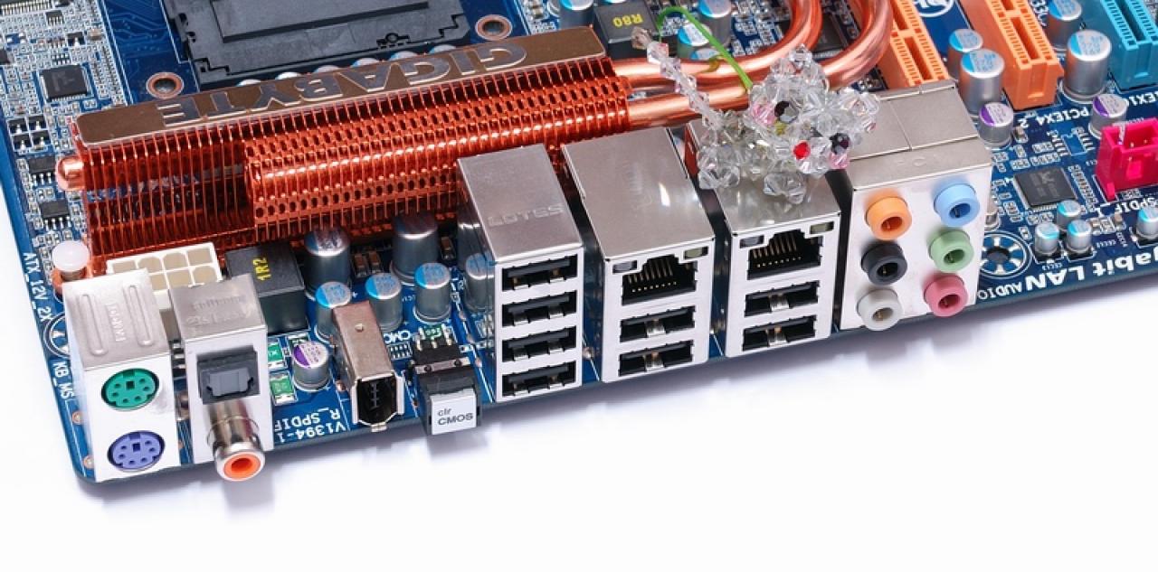 [04/09/2008] Gigabyte X58-Board