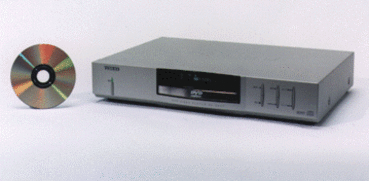 [25/09/2008] Der SD-3000: einer der ersten, wenn nicht gar der erste DVD-Player auf dem Markt