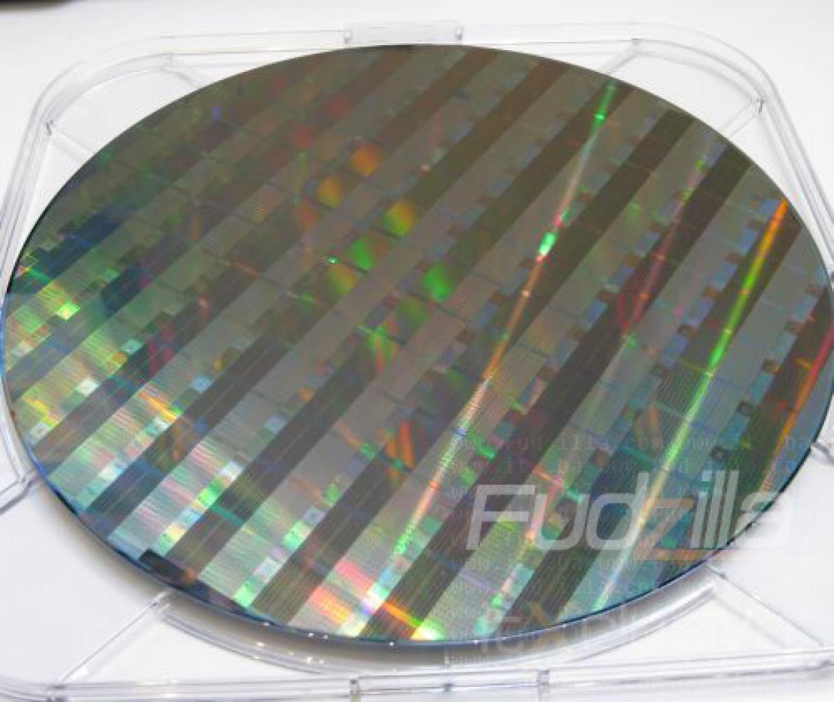 [30/10/2008] Wafer der Forschungs-CPU mit 80 Kernen. (Bild: Fudzilla)