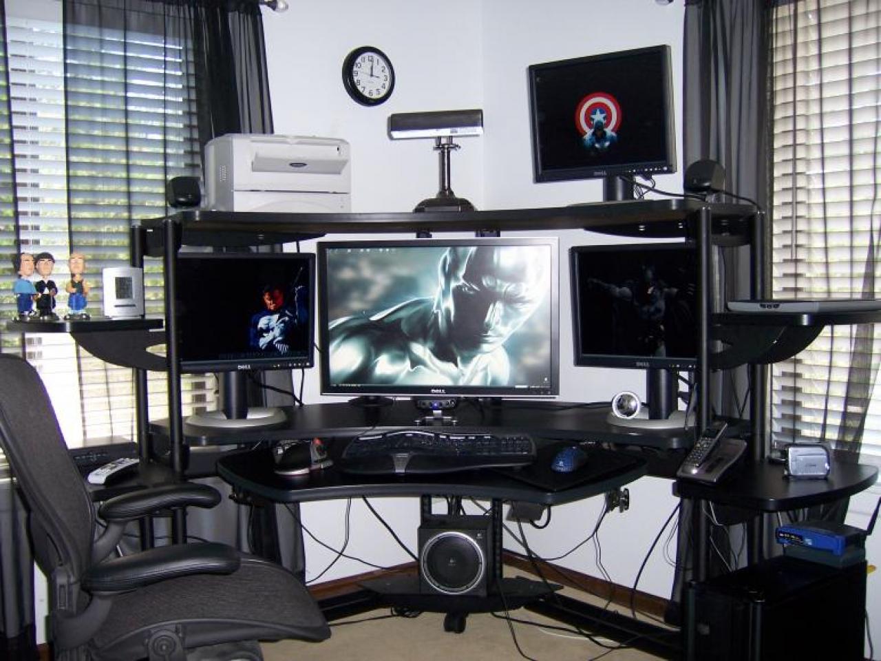 [13/10/2008] Weitere Multi-Monitor-Systeme, unter anderem für Multi-Boxing in WoW