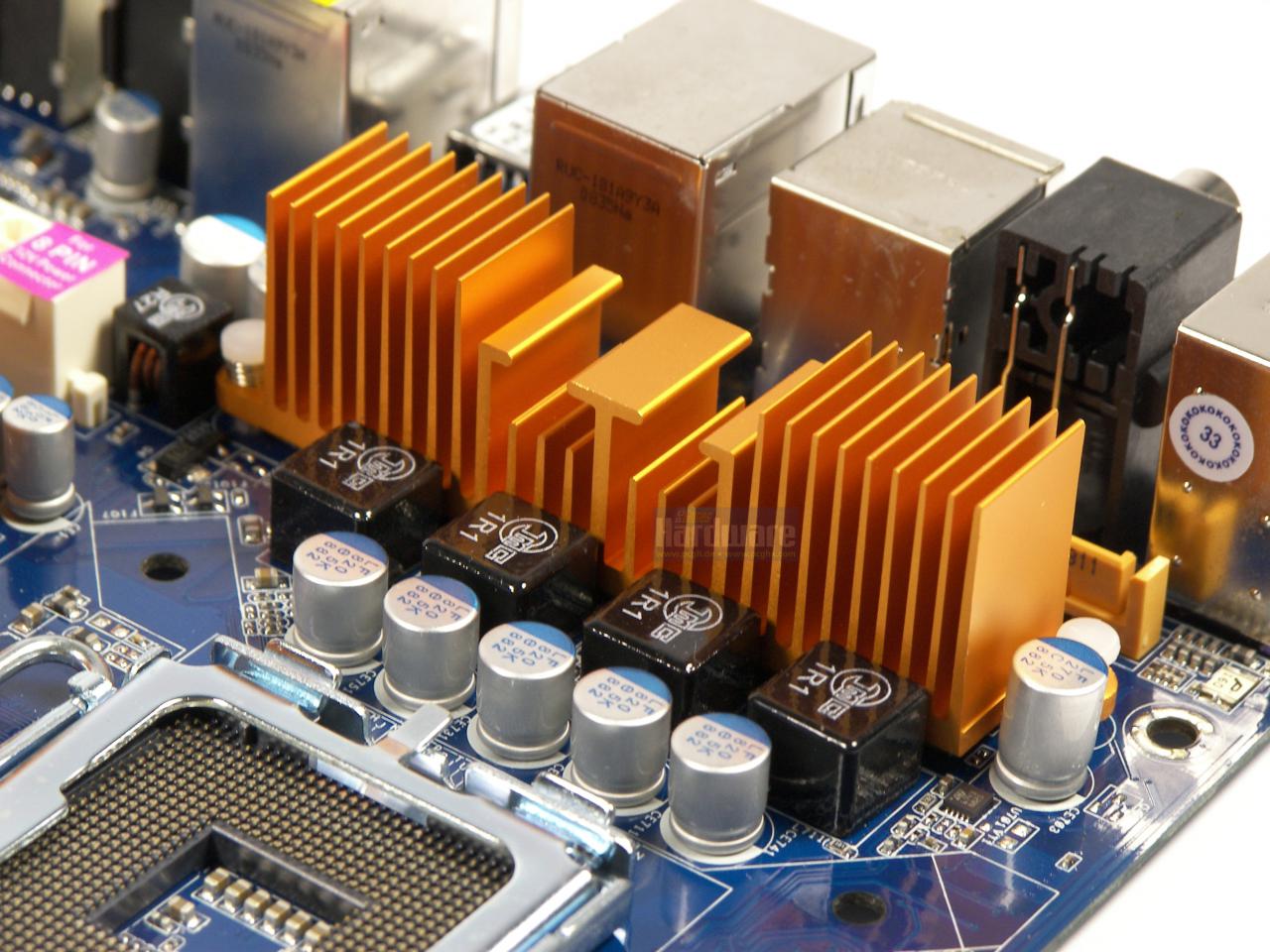 [16/10/2008] Asrock P45XE-R (Bild: PCGH)