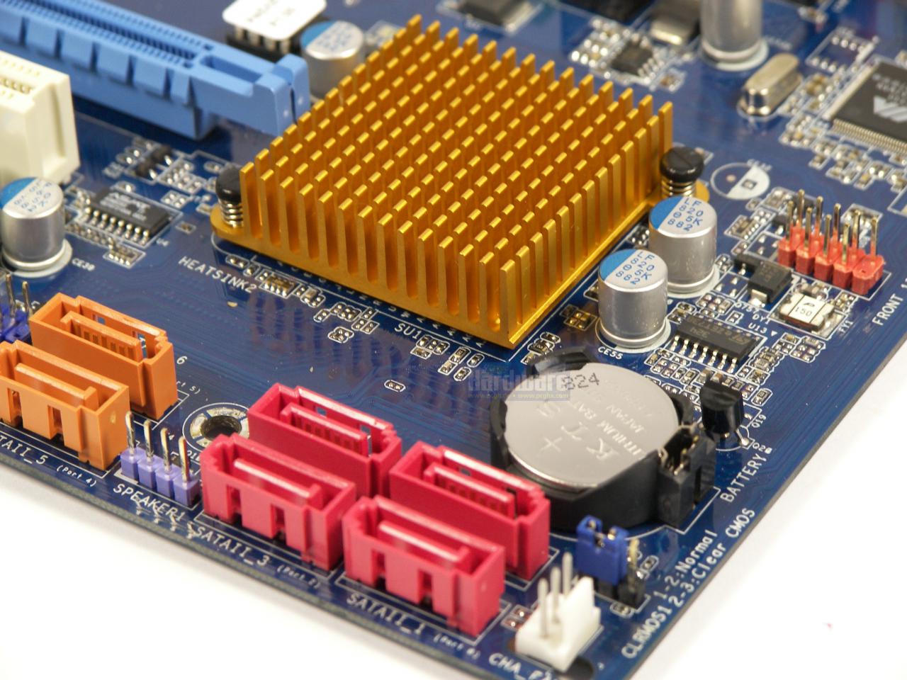 [16/10/2008] Asrock P45XE-R (Bild: PCGH)