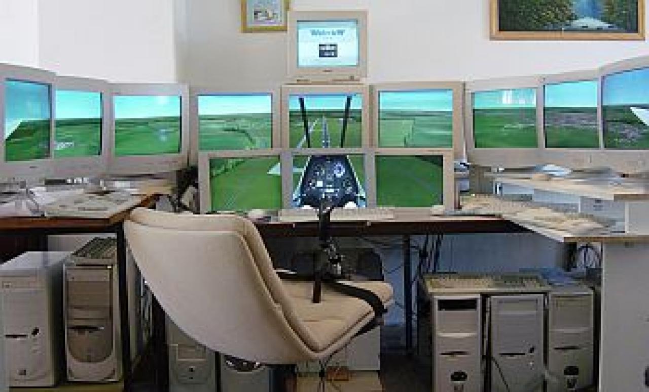 [13/10/2008] Weitere Multi-Monitor-Systeme, unter anderem für Multi-Boxing in WoW