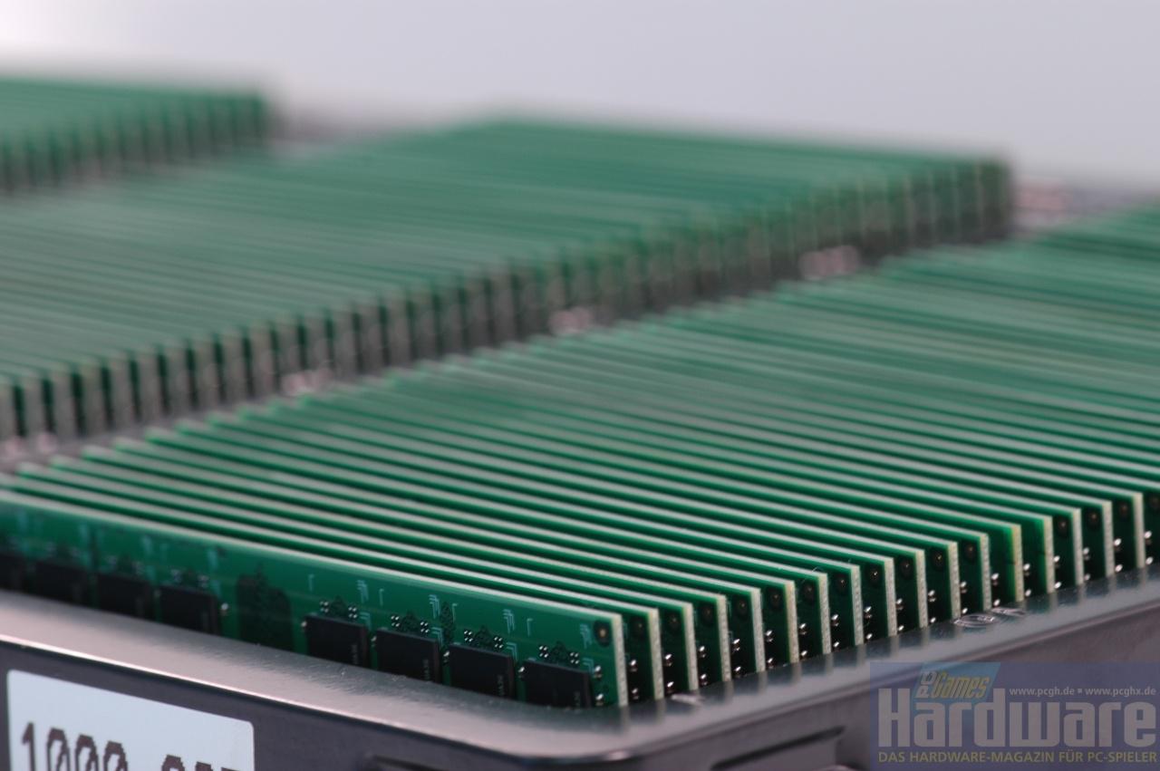 [12/10/2008] Hier fehlen natürlich noch die Heatspreader. (Bild: PCGH)