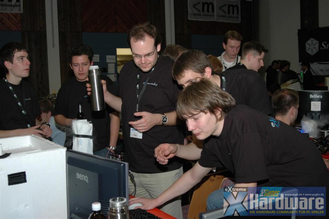 [28/10/2008] LN2 wohin man schaut