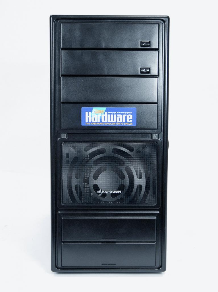 [27/10/2008] 8 Komplett-PCs im Test (Bild: PCGH)