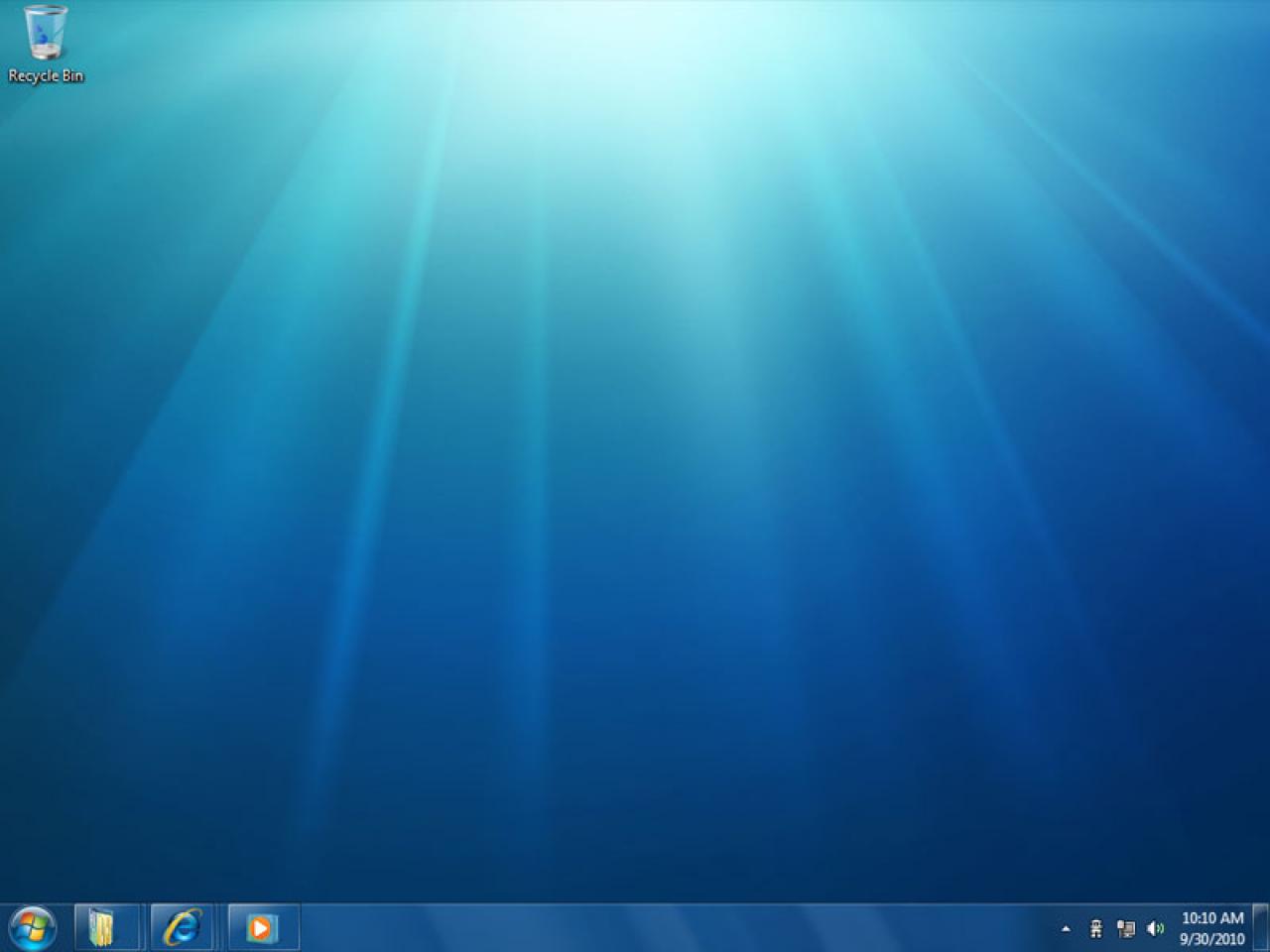 [28/10/2008] Der neue Desktop mit höherer Taskbar, in der nur Icons angezeigt werden.
