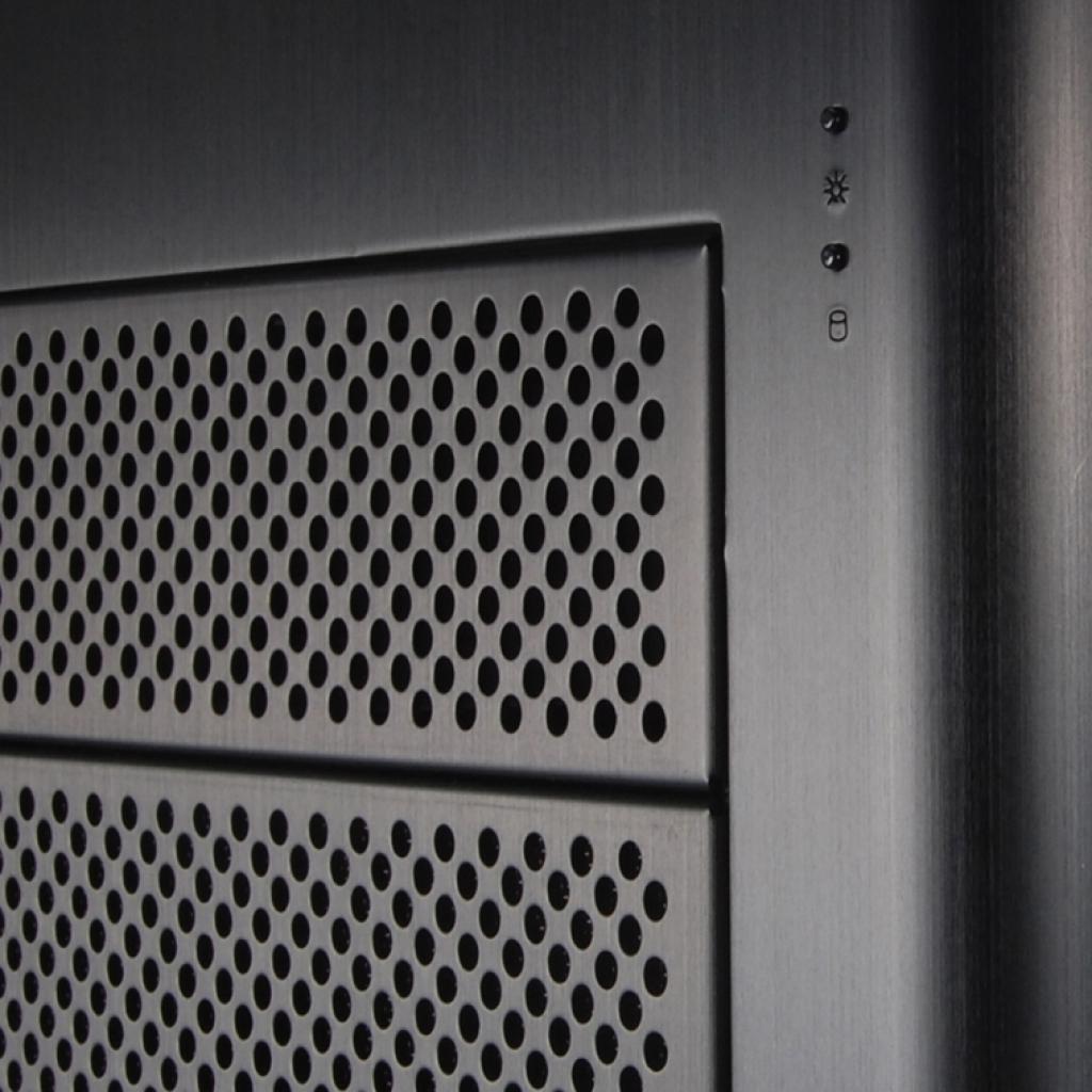 [13/10/2008] Lian Li Classic PC-9 (Bild: Lian Li)