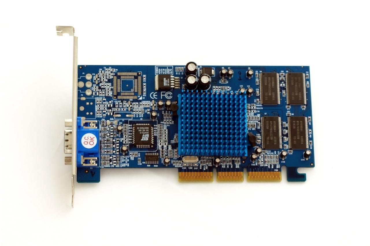 [18/11/2008] Nvidia Geforce 2 MX (2000): Eine grob halbierte Pro-Version, die Hardware-TnL zum Durchbruch verhalf und sich exzellent verkaufte