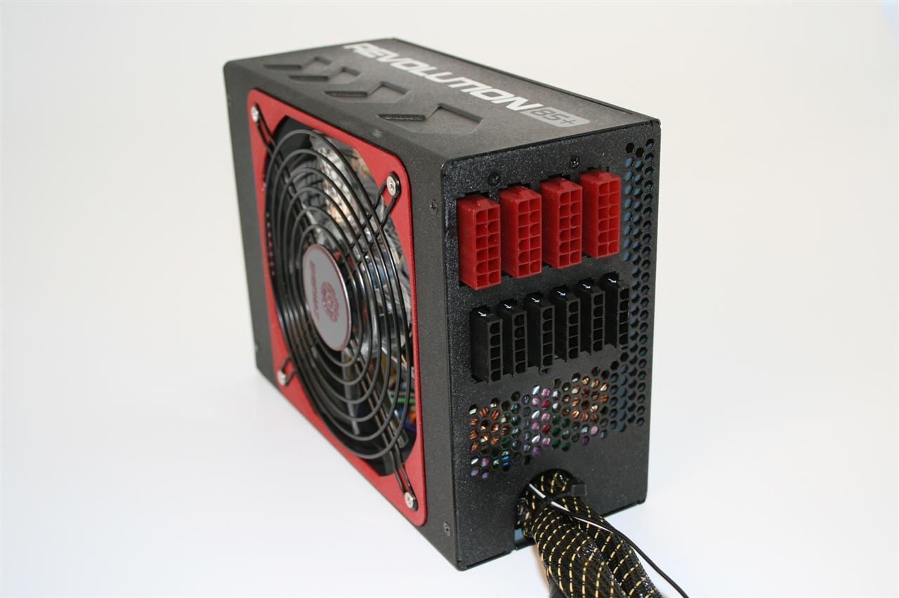 [10/11/2008] Enermax Revolution 85+ (Bild: Enermax)