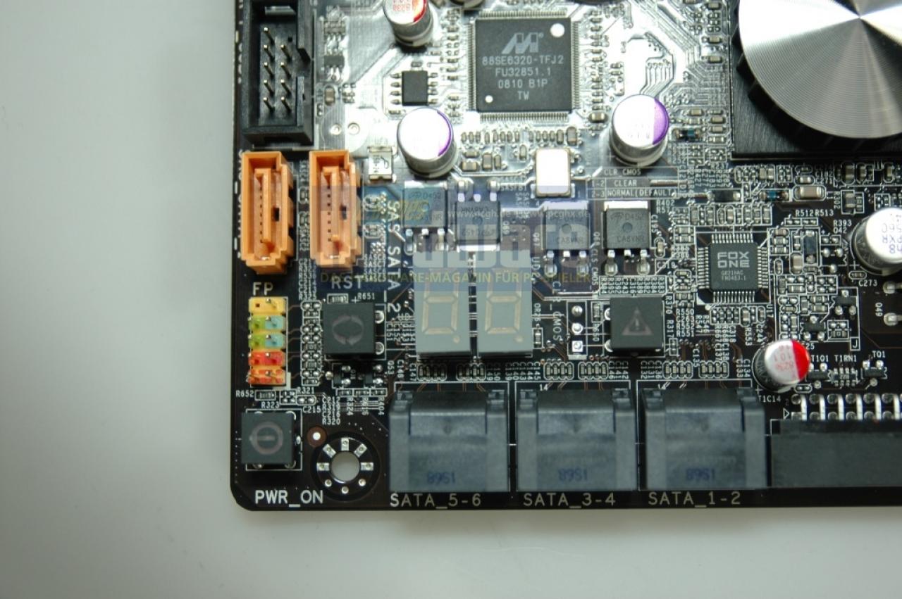 [28/11/2008] Foxconn Renaissance Mainboard, Intel-Chipsatz: X58 (Bild: PCGH) (9)