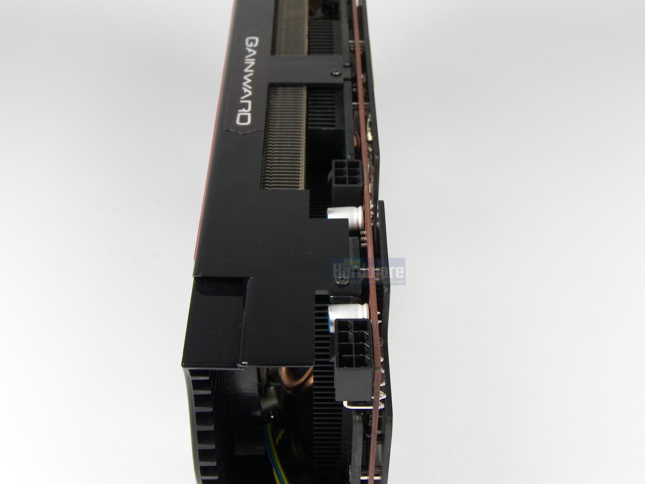 [12/11/2008] Gainward HD 4870 X2 Rampage 700 „Golden Sample“ (10)
