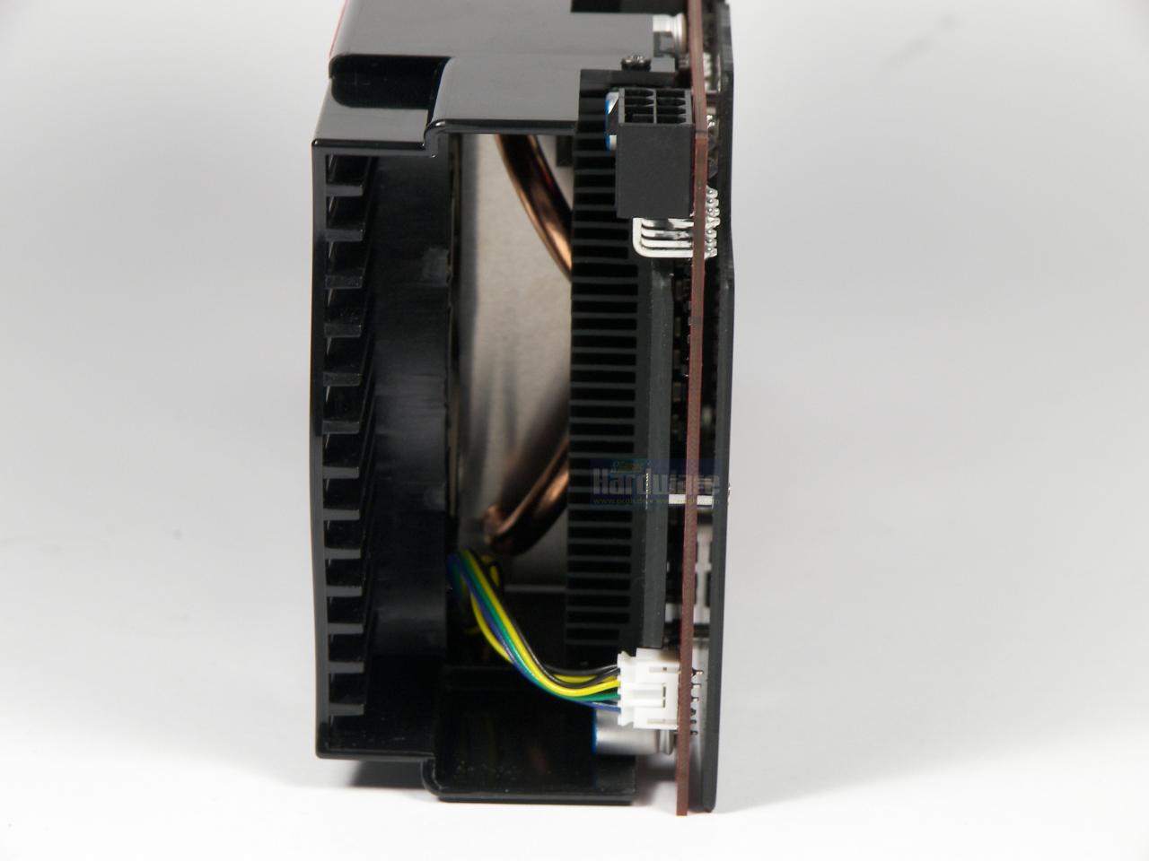 [12/11/2008] Gainward HD 4870 X2 Rampage 700 „Golden Sample“ (11)