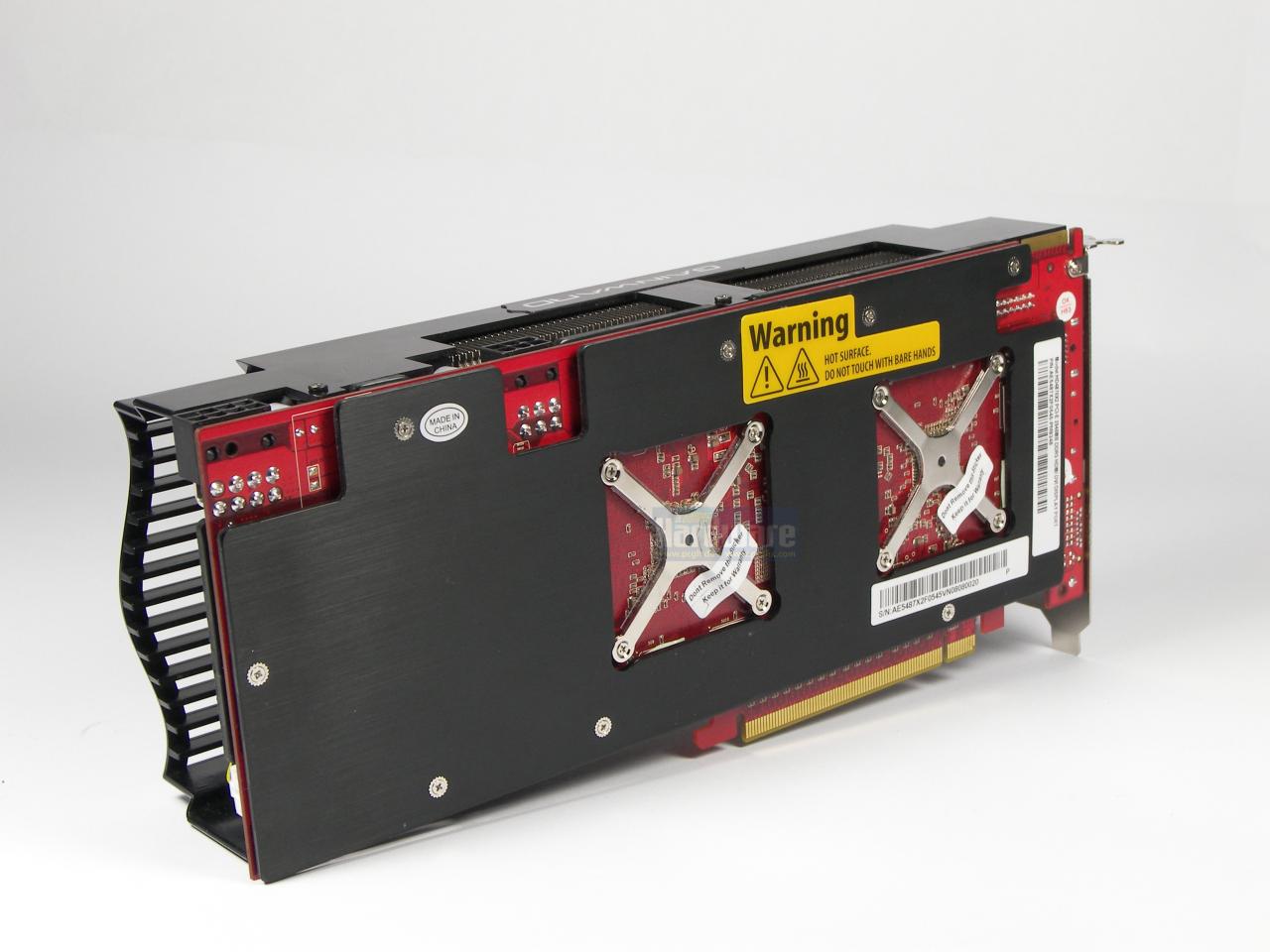 [12/11/2008] Gainward HD 4870 X2 Rampage 700 „Golden Sample“ (12)