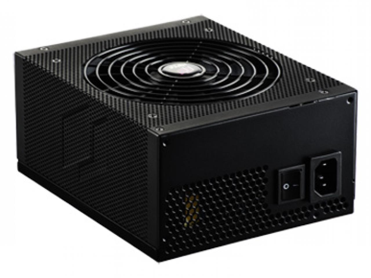 [29/11/2008] Hipers neues M1000-Netzteil ist 3-Way-SLI-zertifiziert. (Bild: Hiper) (3)