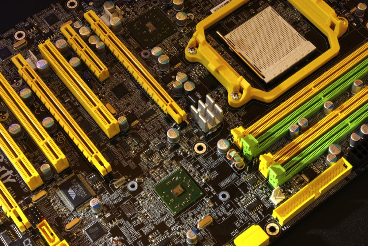 [21/11/2008] Die Mainboards der PCGH-Community (24)