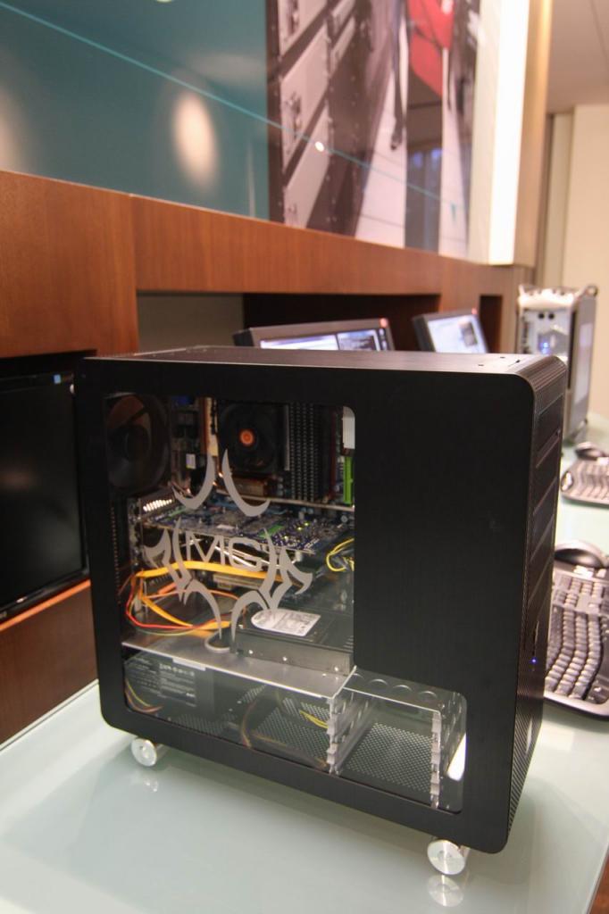 [24/11/2008] Phenom II: neue AMD-CPU kommt am 8.1.2008 - PCGH testet bereits heute (3)