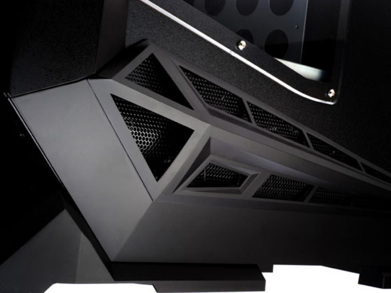 [24/11/2008] Silverstone Raven RV01 (Bild: Silverstone) (11)