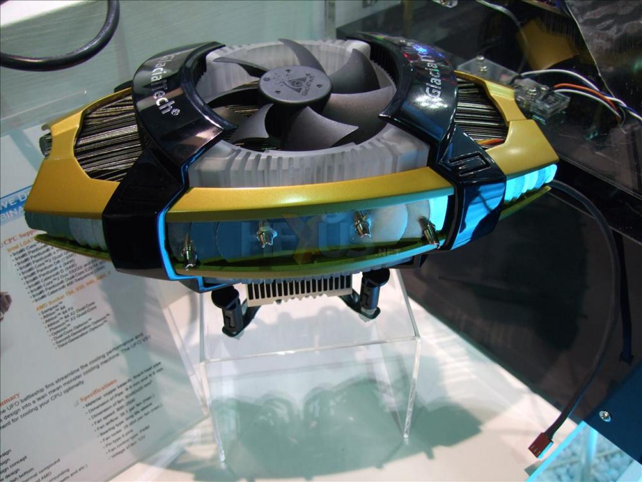 [10/11/2008] Der Prototyp des Glacialtech UFO fiel noch ausladender aus. (Bild: Hexus)
