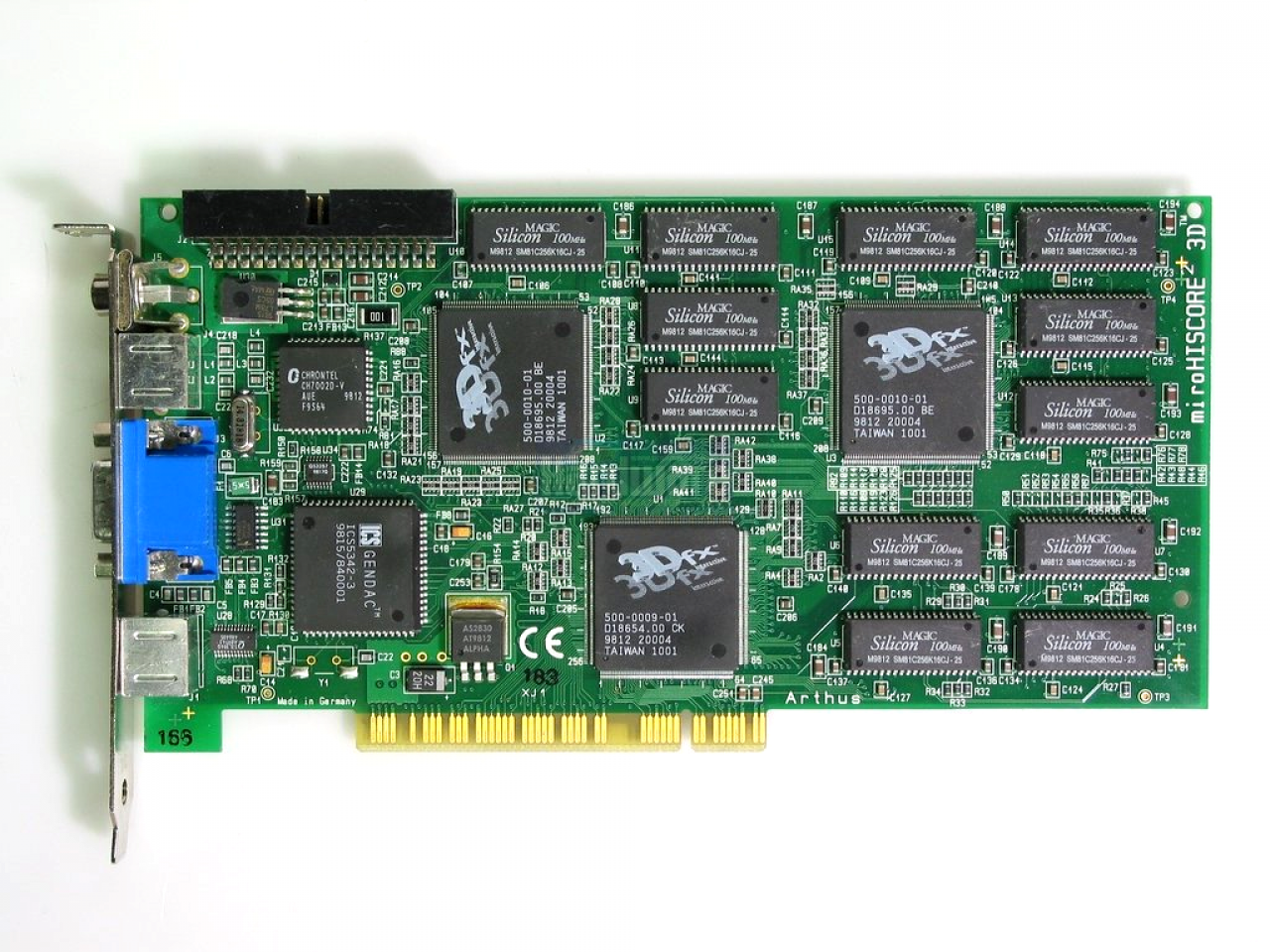 [02/12/2008] 3Dfx Voodoo 2 (1998) mit 1x Pixel-FX und 2x Texel-FX: Anstelle von 50 Megapixeln pro Sekunde bei der V1 konnte die V2 nun deren 180 berechnen.