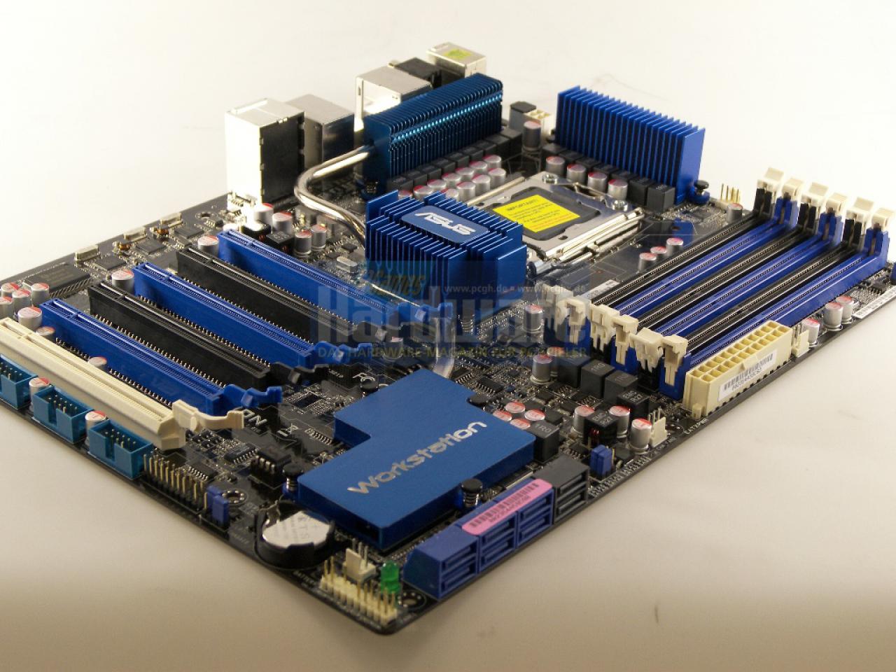 [17/12/2008] Asus P6T6 WS Revolution: X58-Mainboard mit Nvidia-Chip NF200 SLI (4)