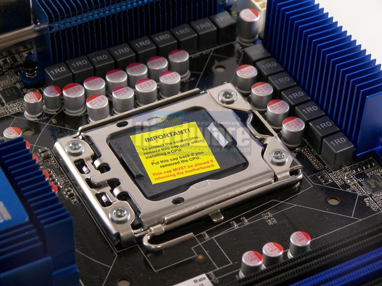 [17/12/2008] Asus P6T6 WS Revolution: X58-Mainboard mit Nvidia-Chip NF200 SLI (6)