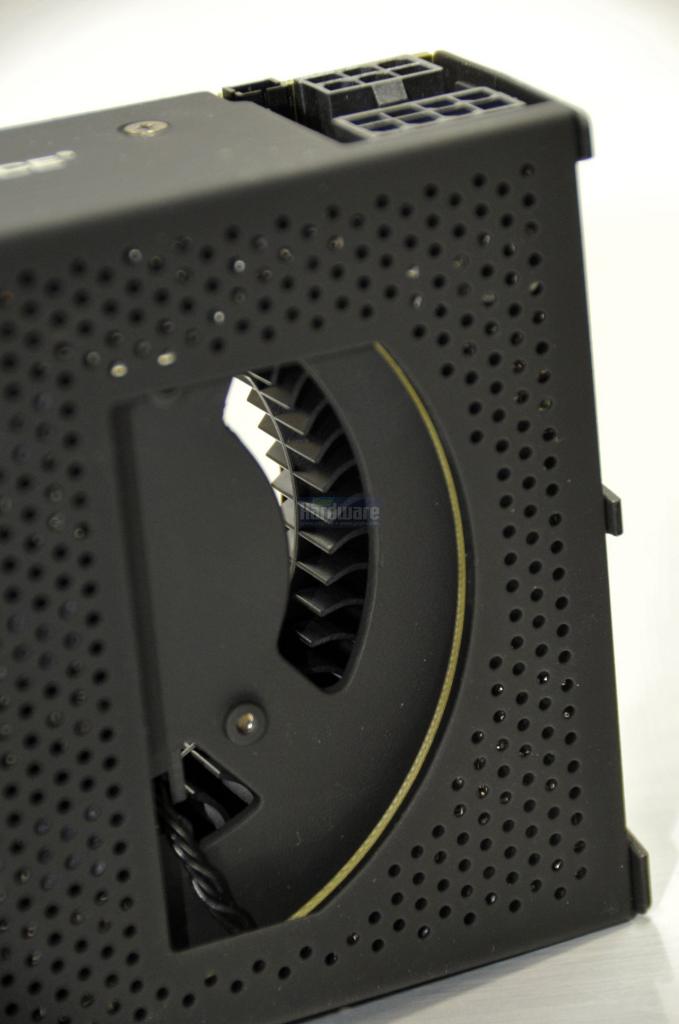 [18/12/2008] Erster Test Geforce GTX 295 bei PC Games Hardware (5)