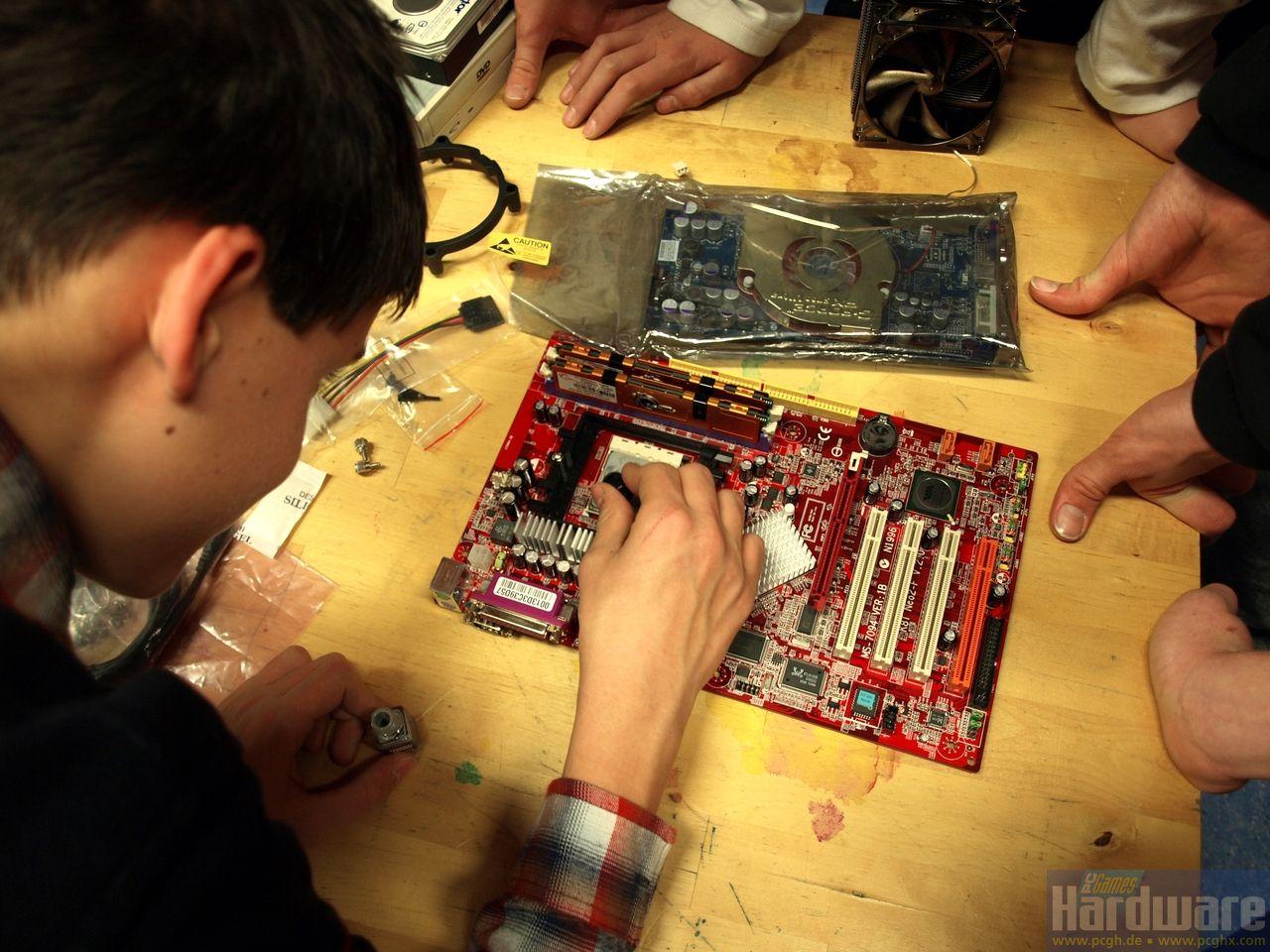 [11/12/2008] PCGH-Spendenaktion (19)