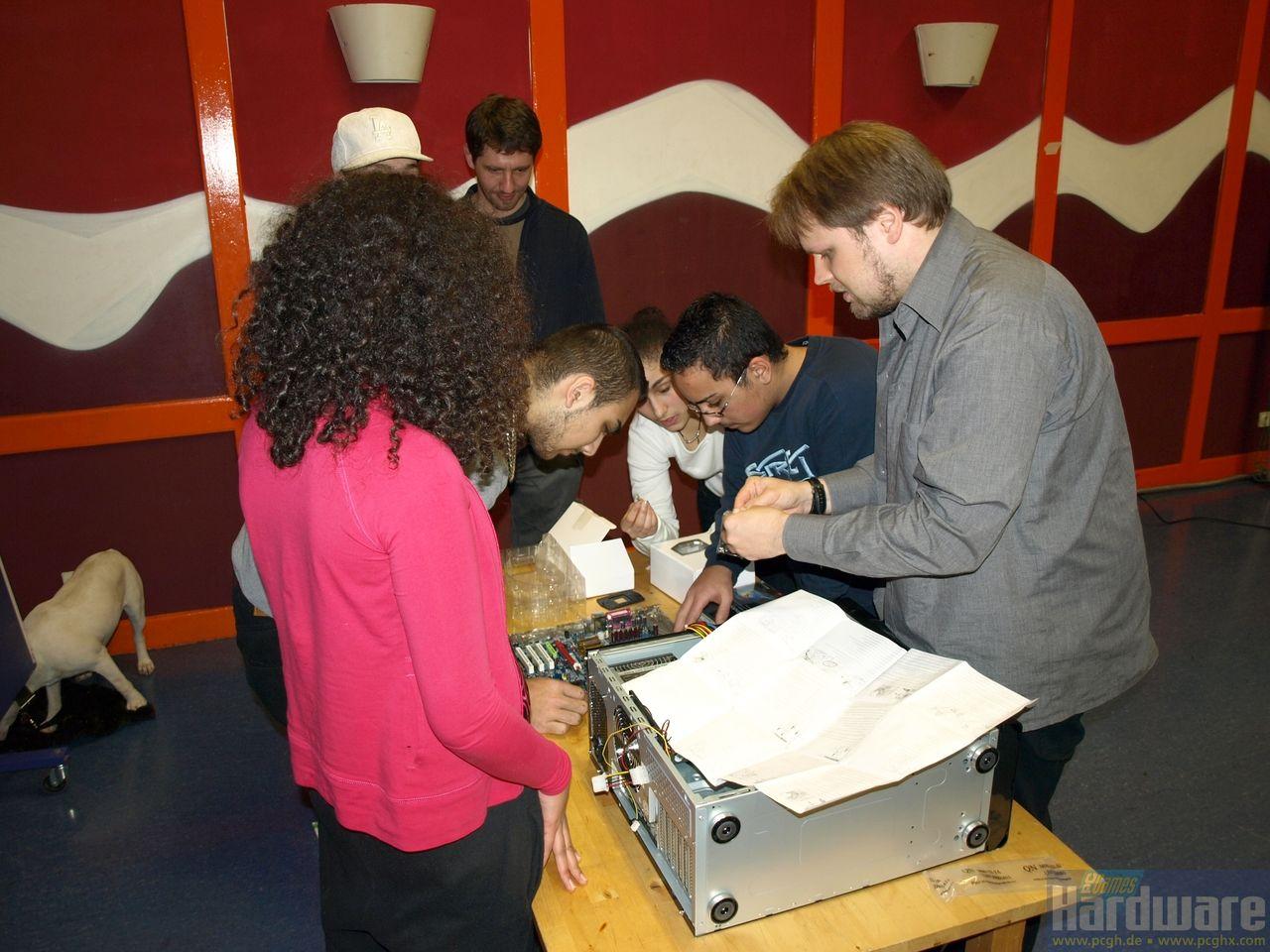 [11/12/2008] PCGH-Spendenaktion (14)