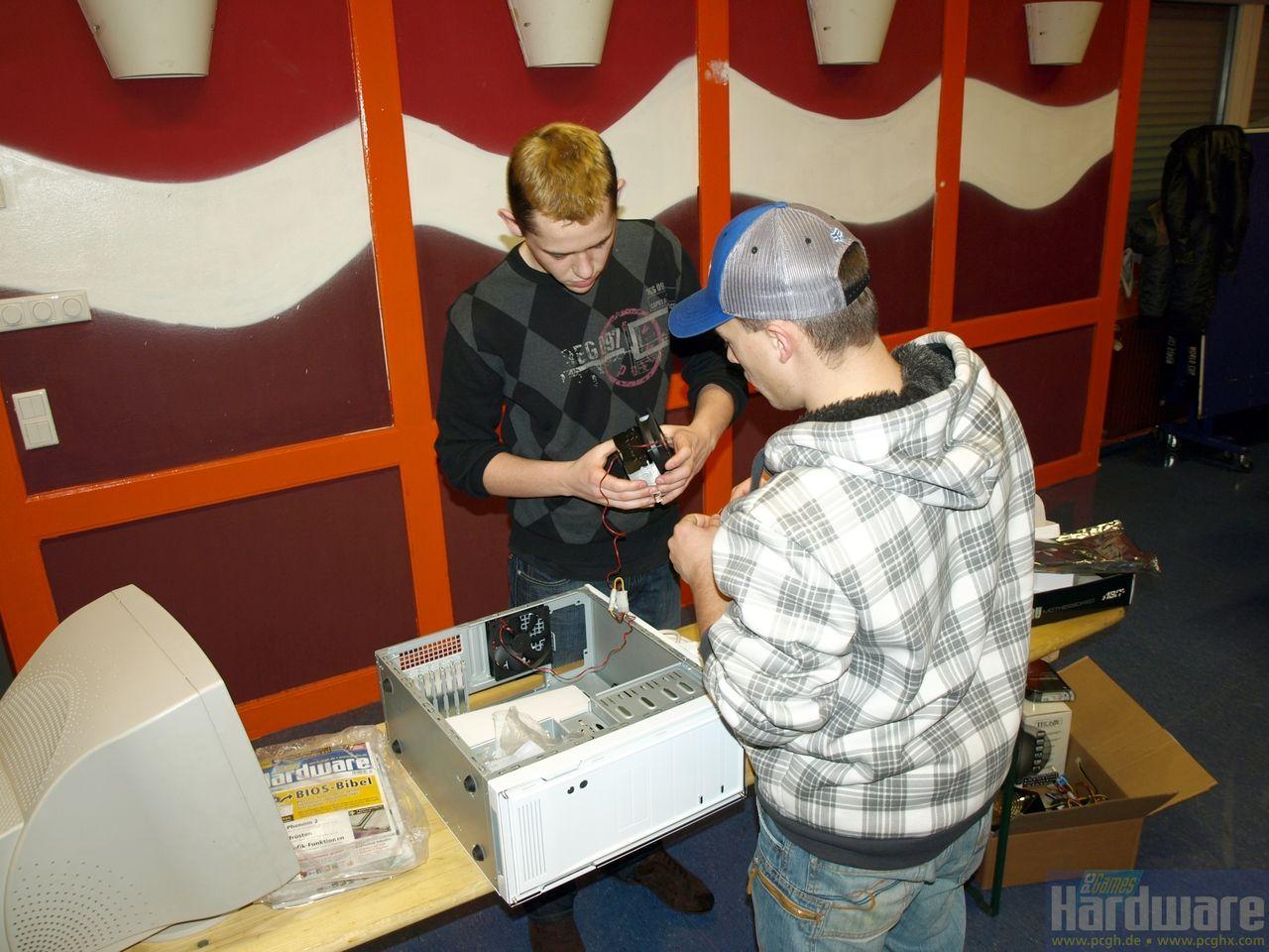 [11/12/2008] PCGH-Spendenaktion (15)