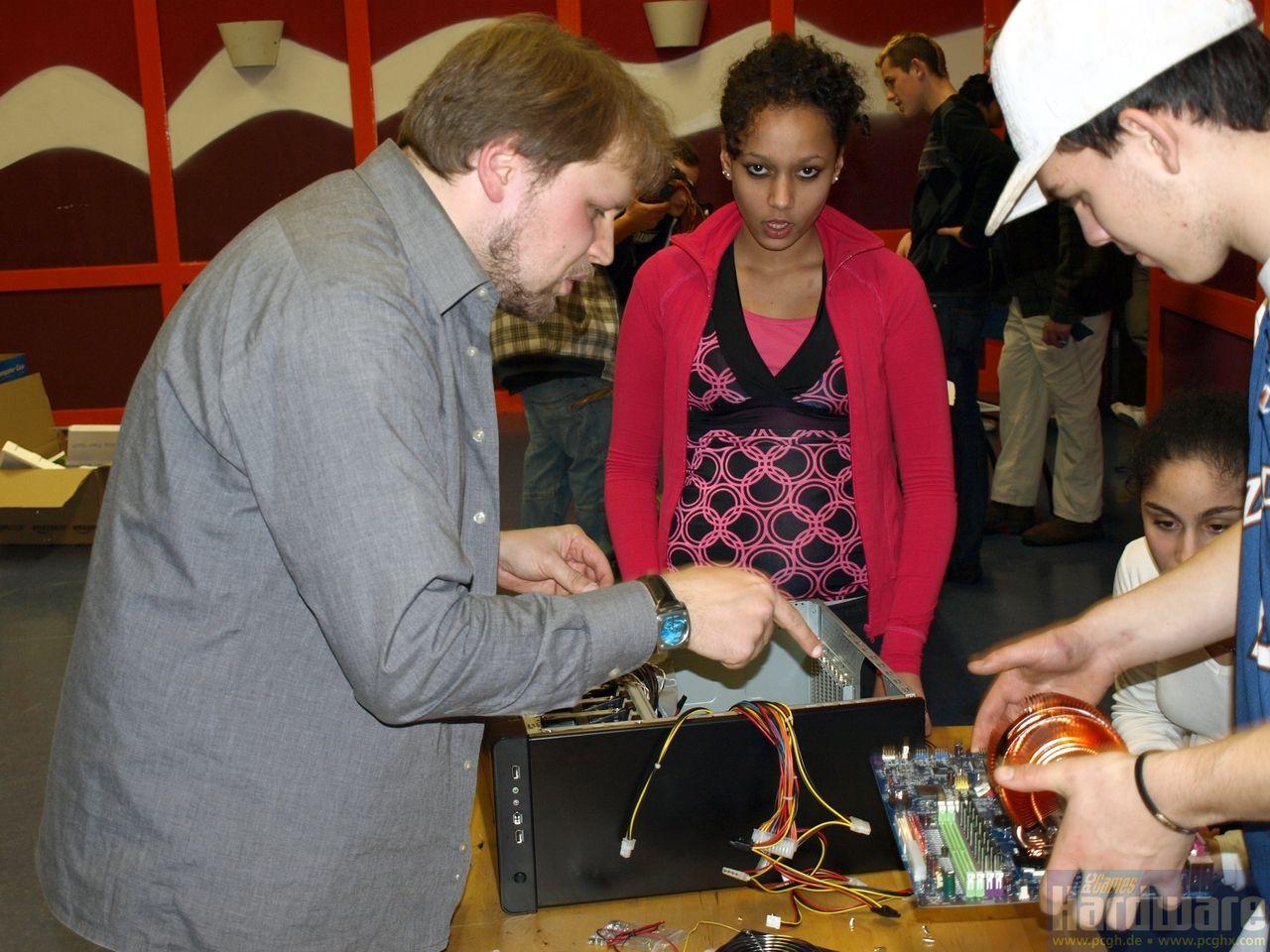 [11/12/2008] PCGH-Spendenaktion (8)