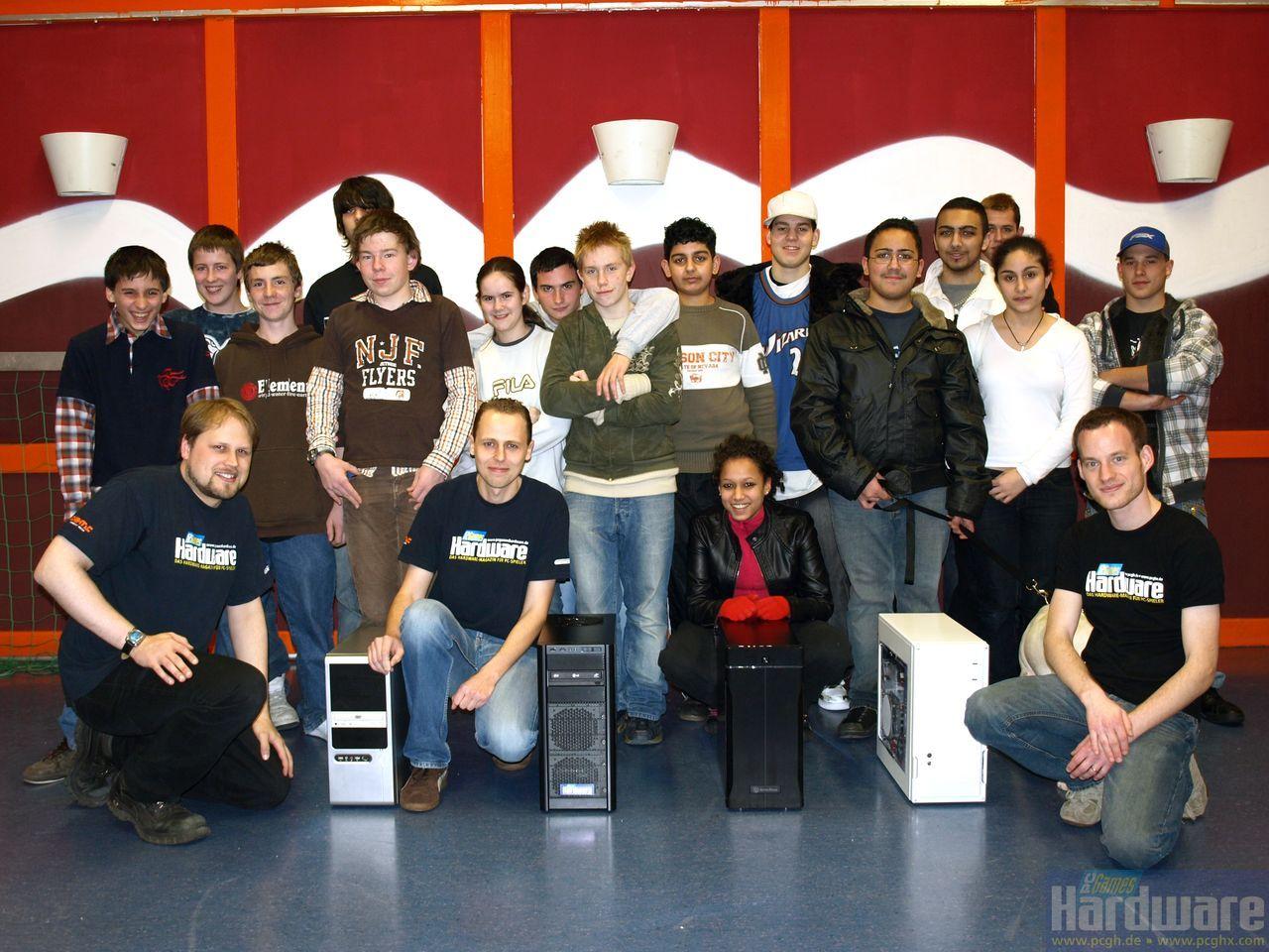 [11/12/2008] PCGH-Spendenaktion (26)