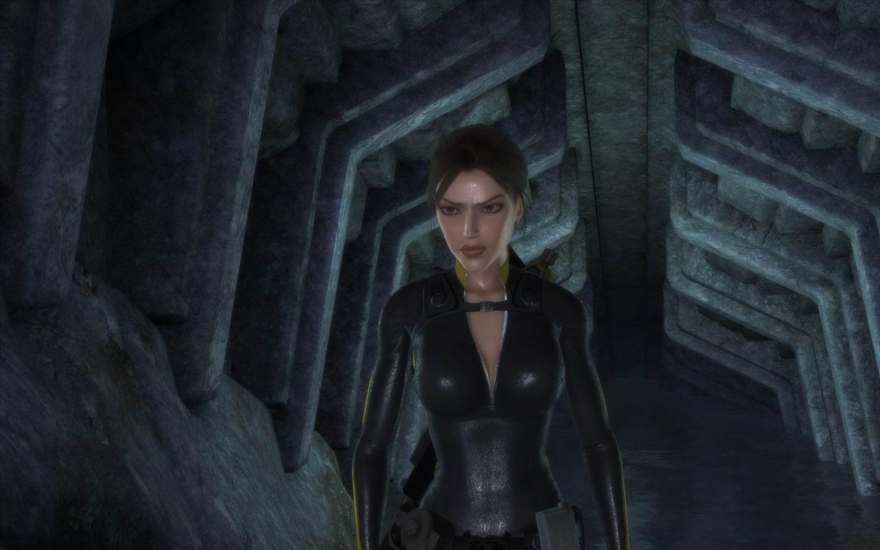 [14/12/2008] Tomb Raider Underworld: Im nassen Anzug von Lara Croft reflektiert sich das Umgebungslicht - im Übrigen auch auf der nassen Haut.