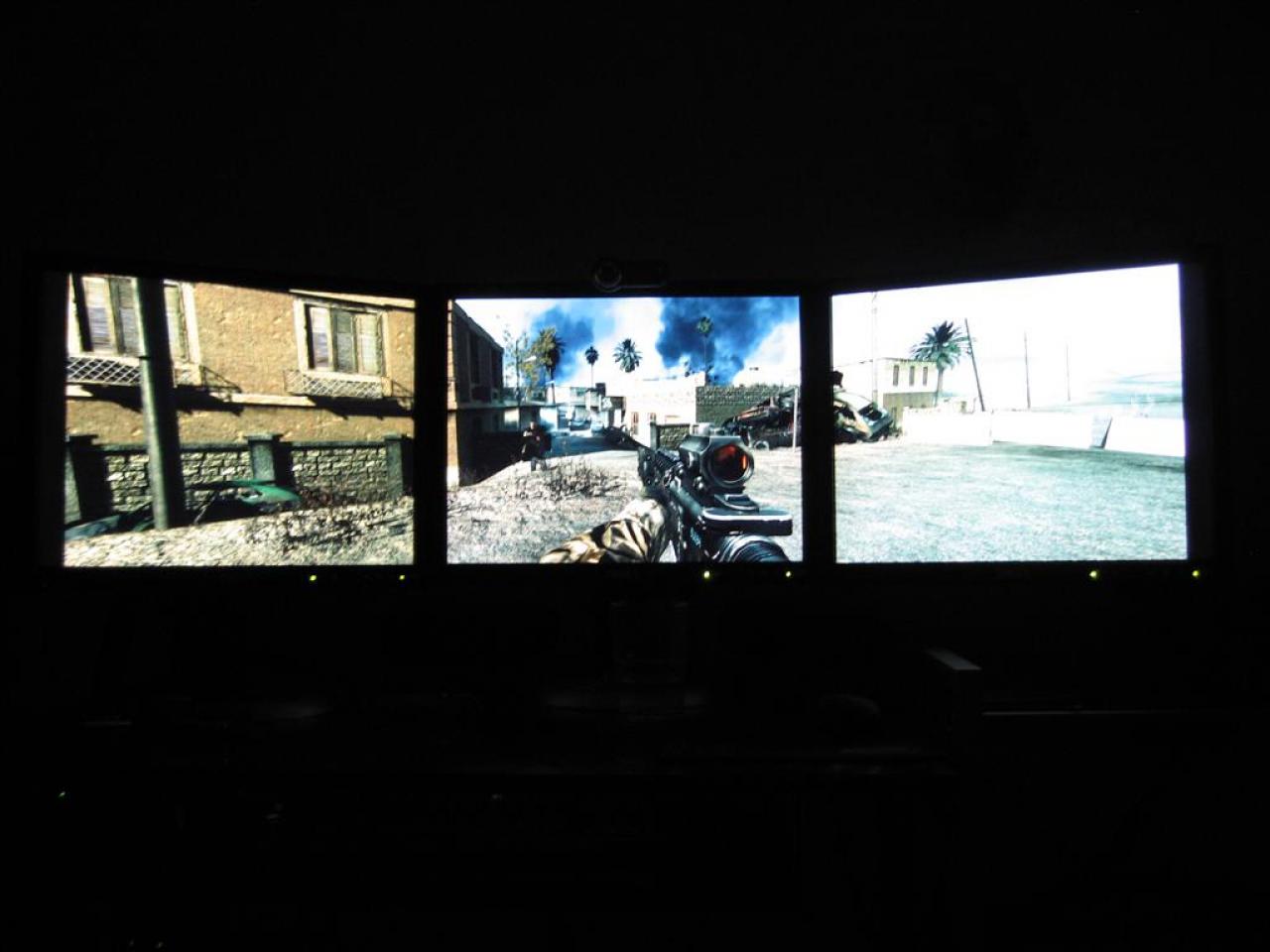 [15/12/2008] Triple-LCD-Setup für Spiele von geniv2 (Widescreen Gaming Forum) (5)