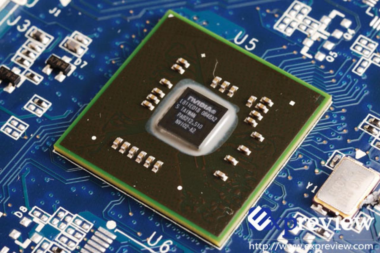 [27/12/2008] inno3d Geforce GTX 260 mit GT200b-GPU (9)