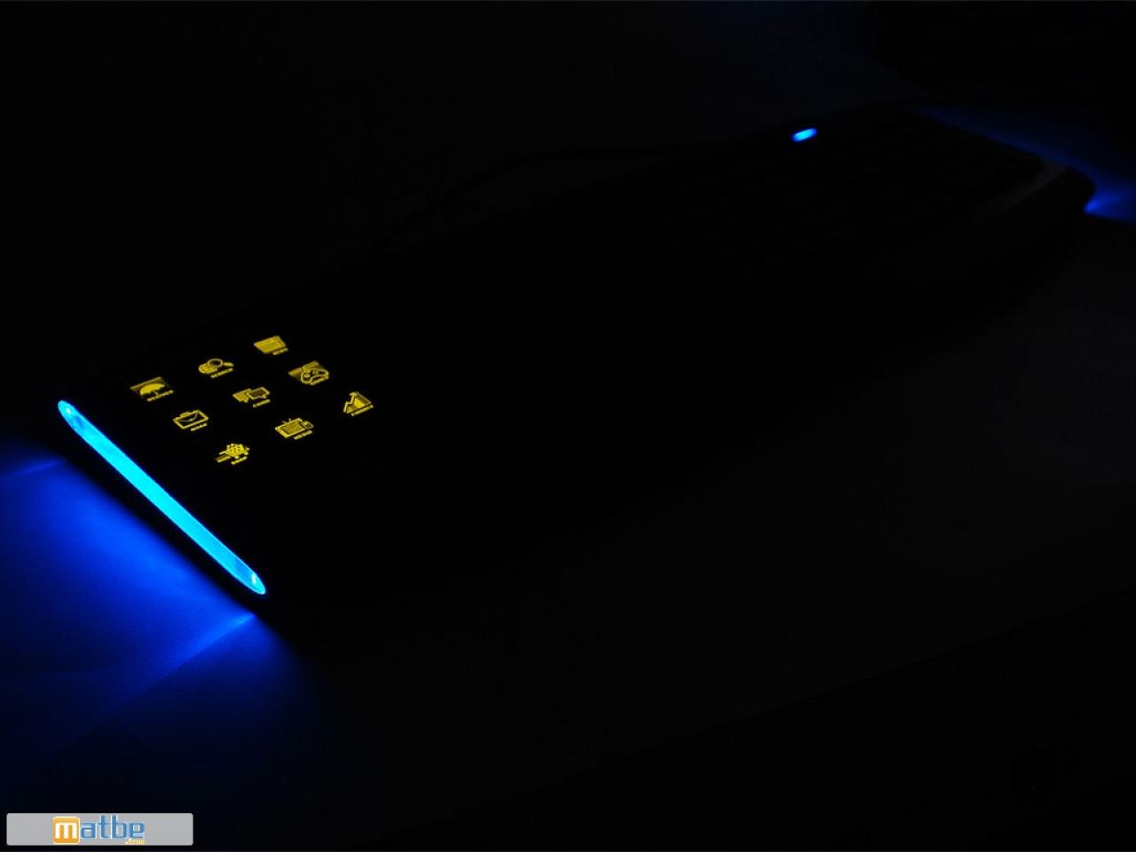 [15/01/2009] OCZ Sabre OLED Gaming Keyboard (2)